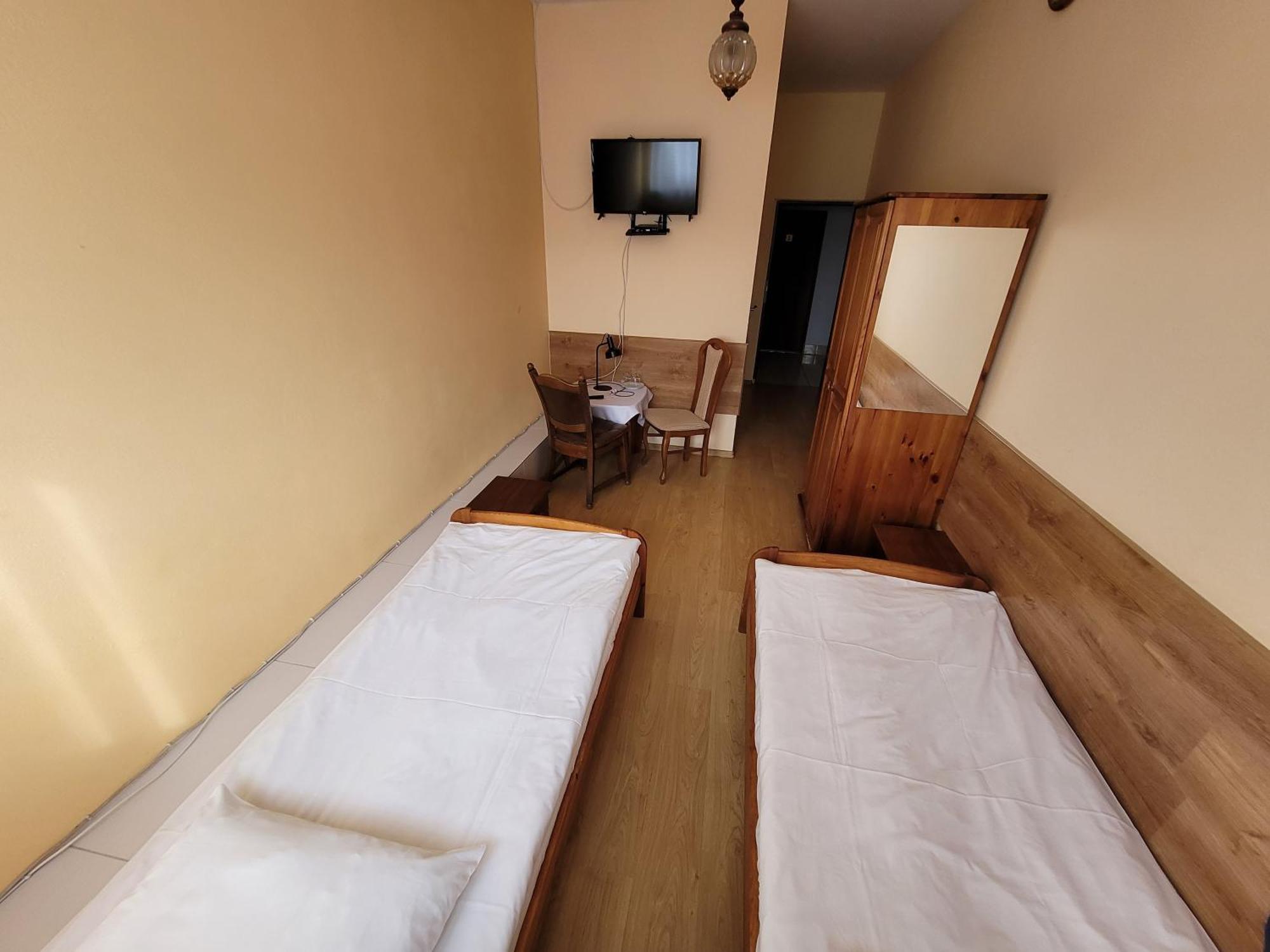 Zlota Roza Otel Sedziszow Dış mekan fotoğraf